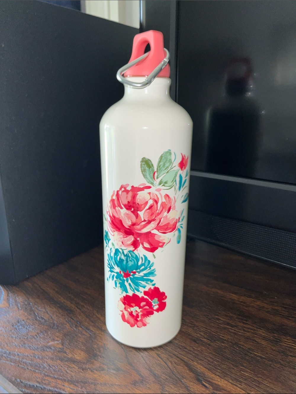 The Pioneer Woman floral Water Bottle with Pink Cap and clip